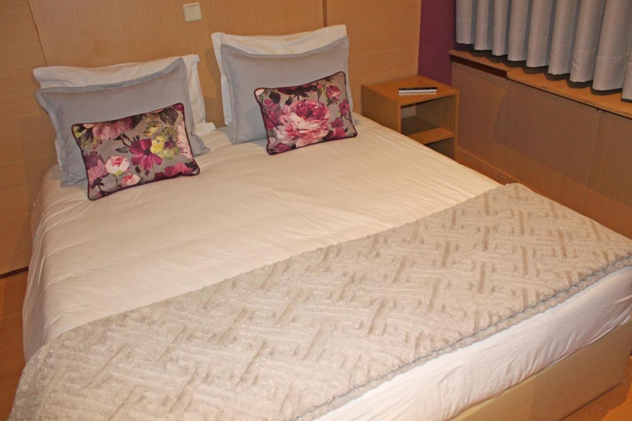 Residencial Paranhos Acomodação com café da manhã  2*