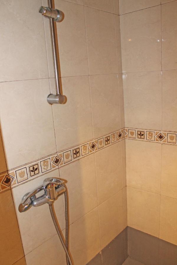 Acomodação com café da manhã  Residencial Paranhos 2*